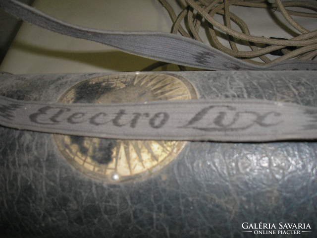 Antik  Elektrolux  Muzeális kb:100  éves porszívó ritkaság reklámnak kirakatba is eladó