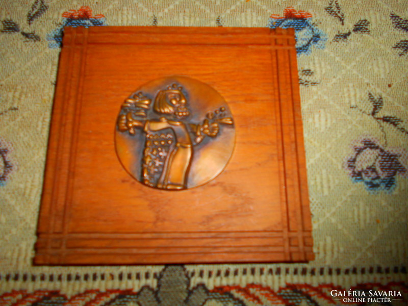 Klara Balaton bronze plaque can be hung on a hardwood base