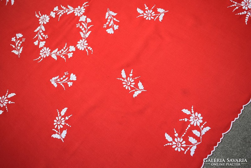 Kalocsa red table cloth, tablecloth, embroidered pattern needlework 148 x 147 cm