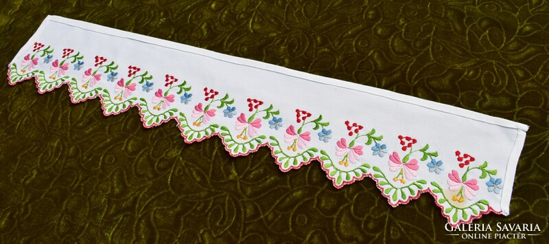 Embroidered stained-glass window with Kalocsa pattern, drapery, shelf decorative strip ribbon 72 x 14 cm