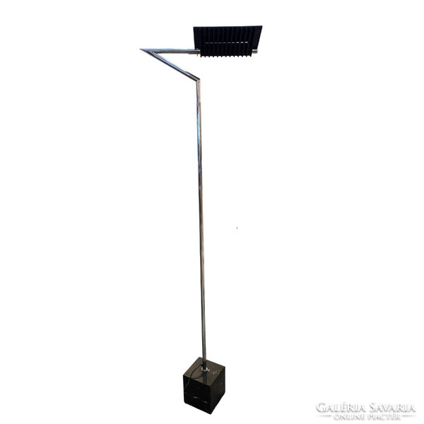Microdata Italian floor lamp - b212