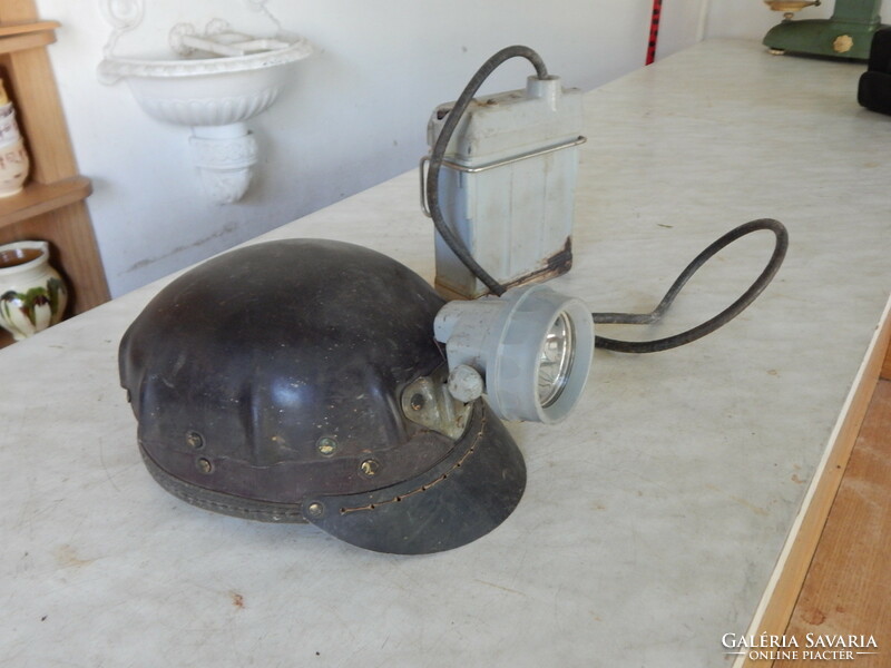 Miner's lamp, helmet and battery for sale together!