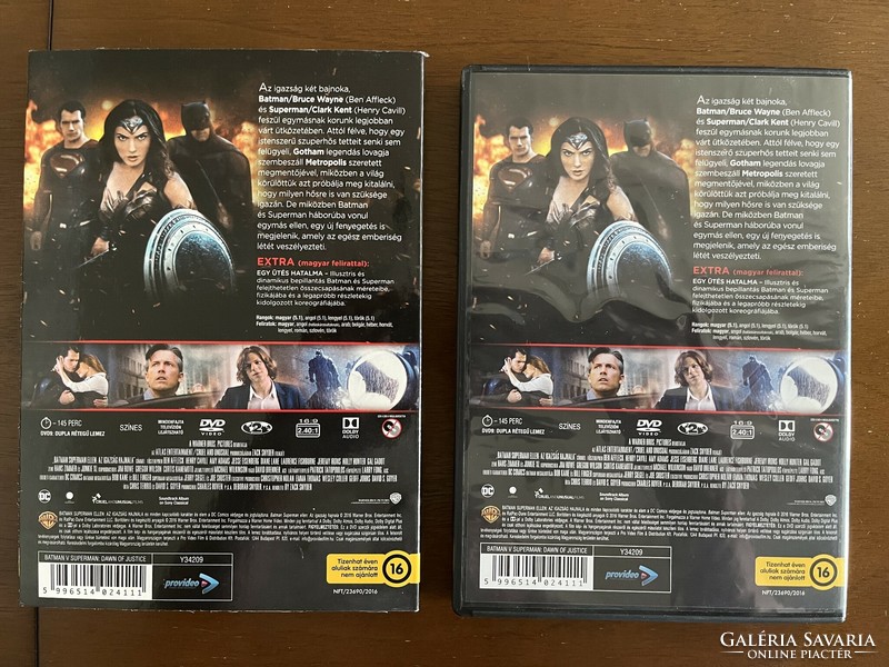 Batman v superman gift box dvd