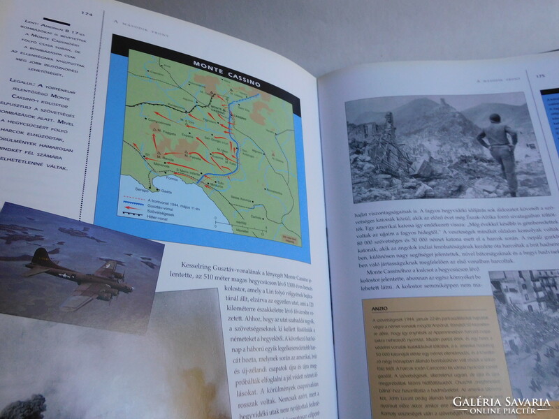 A History of World War II with Pictures - Owen Booth, John Walton