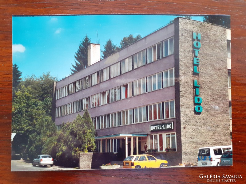 Retro fotó Hotel Lido régi fénykép épület autók