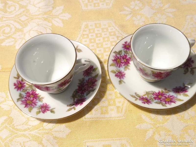 Két darab pici kínai mokkás csésze