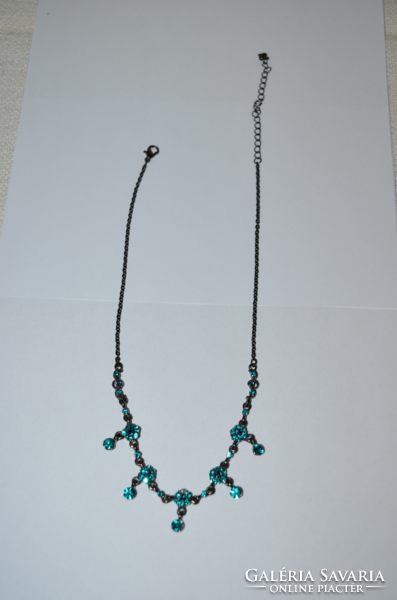 Bizsu fashion necklace