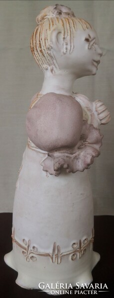 Dt/066 - éva kovács orsolya ceramicist - joyful girl