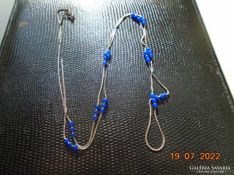 Sapphire with small glass beads neck blue with silver plated chain