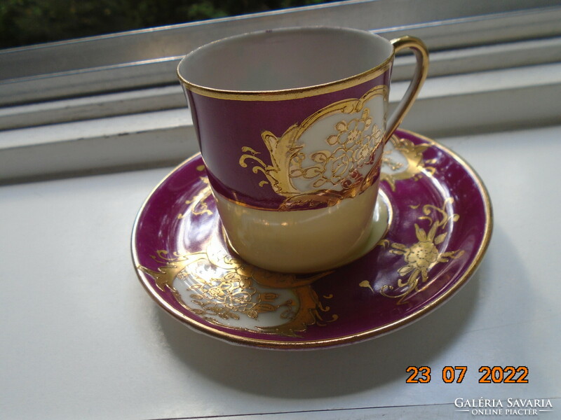 Embossed gold enamel flower pendant with patterns Japanese burgundy cream porcelain coffee cup coaster