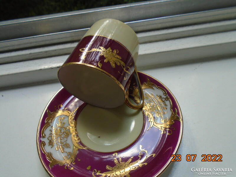 Embossed gold enamel flower pendant with patterns Japanese burgundy cream porcelain coffee cup coaster