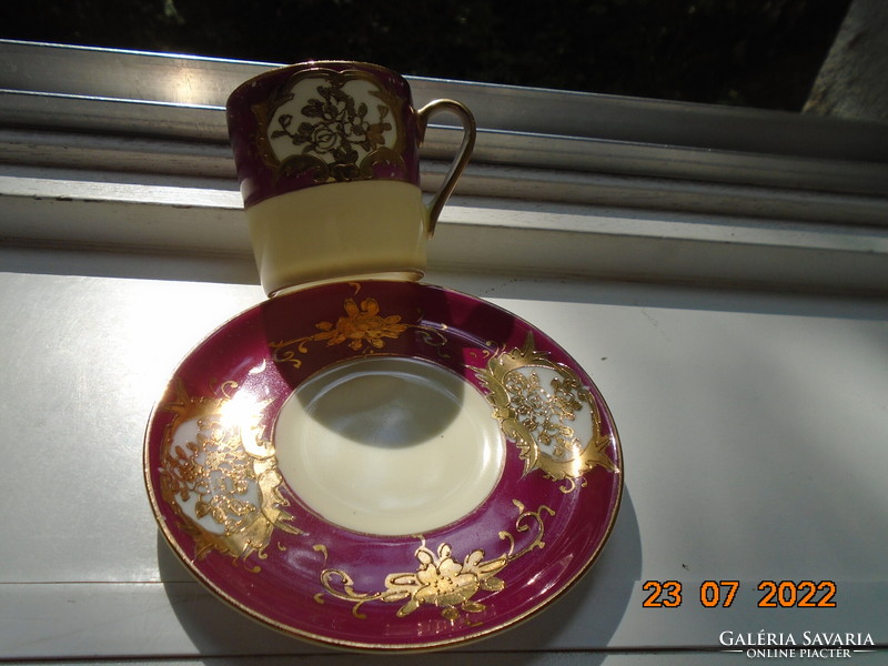 Embossed gold enamel flower pendant with patterns Japanese burgundy cream porcelain coffee cup coaster