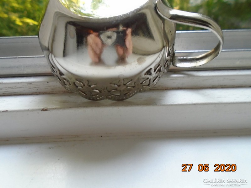 Cup holder with openwork pattern, relief pattern, silver-plated, wavy rim