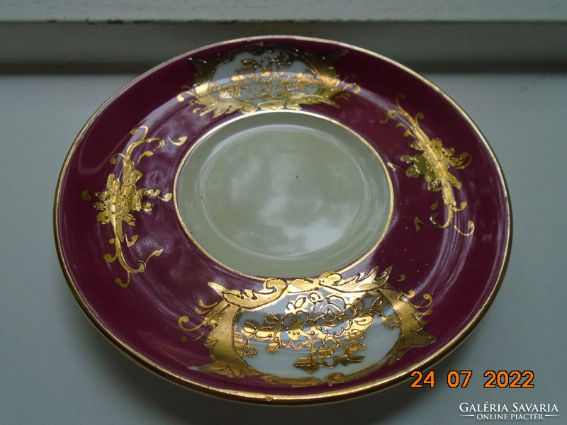 Embossed gold enamel flower pendant with patterns Japanese burgundy cream porcelain coffee cup coaster