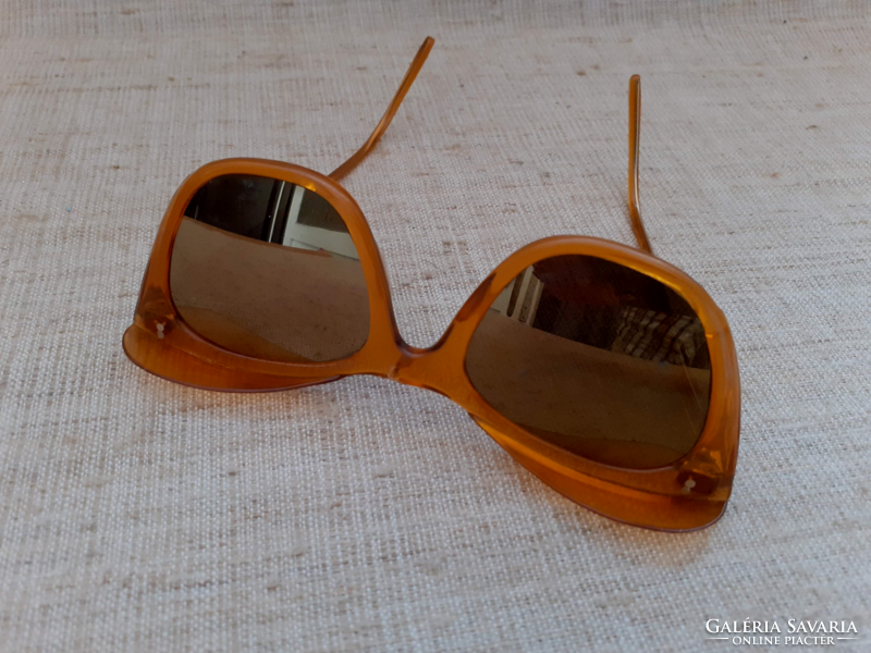 Retro rare amber colored women's sunglasses with glass mirrored lenses