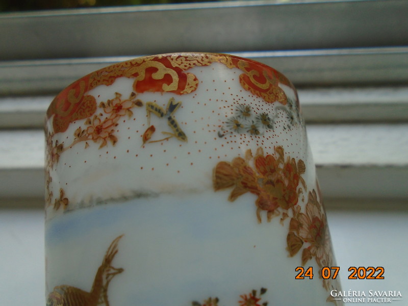 Antik Kutani aranybrokát kézzel festett páva páros, virág, rovar mintás kávés csésze