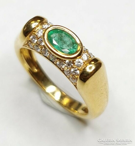 54 Es 18k yellow gold emerald diamond ring