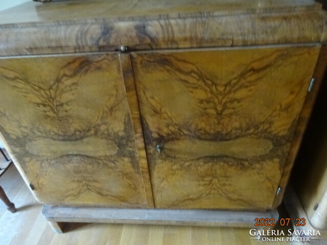 Sideboard. Care required size: 110 x 52 x 100 cm. He has! Jokai