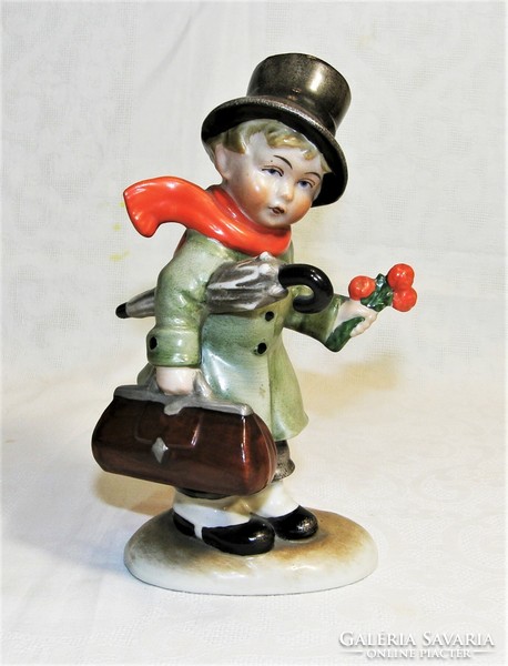 A kis Doktór - Bertram porcelán figura