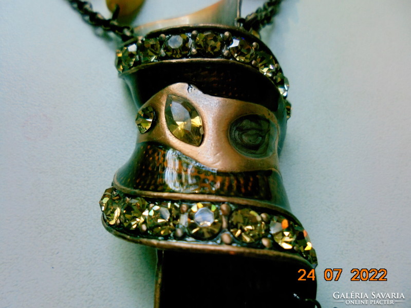 Grandiózus, művészi bronz, csavart nonfiguratív medál, bronz lánccal 11 db borostyán függővel