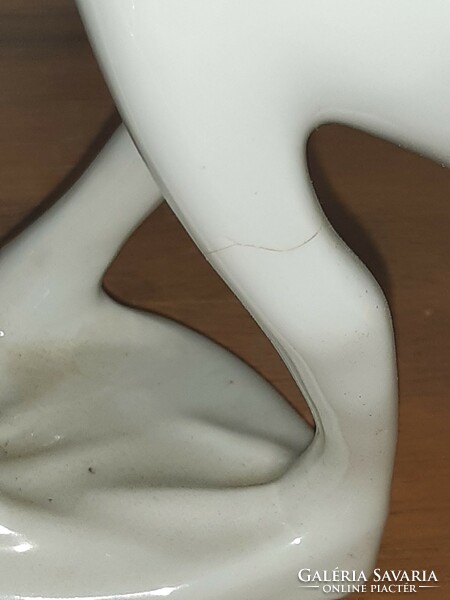 8 ceramic/porcelain nipps, animal figurines