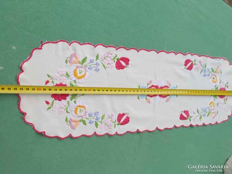 Beautiful embroidered table runner tablecloth tablecloth nostalgia piece rustic peasant