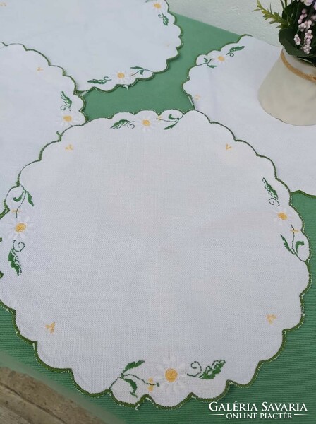 Beautiful embroidered tablecloth tablecloth small tablecloth nostalgia piece village peasant