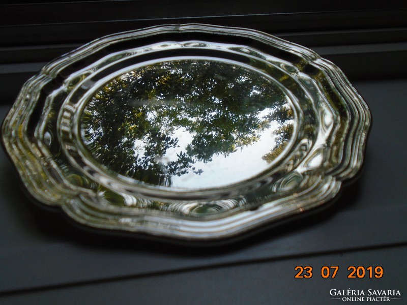 Baroque silver-plated round tray