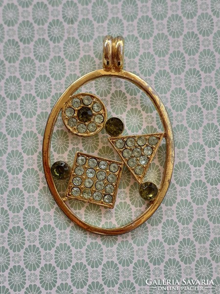Old women's bijou stone metal pendant