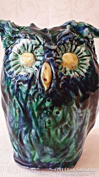 Retro, artistic ceramics by Zsuzsa Moravay. Owl figure. 14 Cm. High.