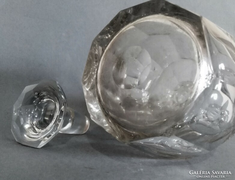 'Brutális', gyémánt csiszolású dekanter kristálypalack, XIX. század