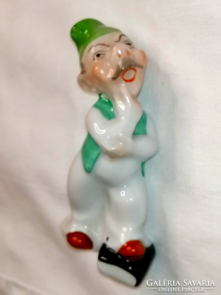 Herend dwarf with a green cap, Tudor miniature (2.)