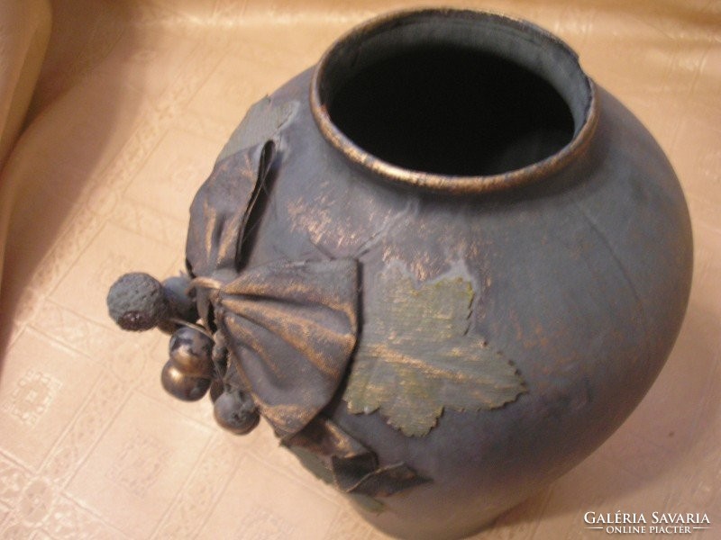 Bronzosított szecessziós rátétes gyönyörű váza ritkaság 20 cm-es