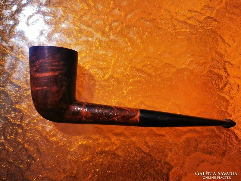 Old bruyere pipe