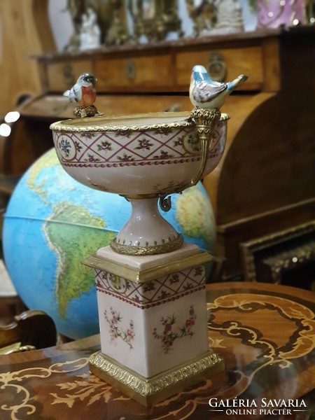 Porcelain bird serving
