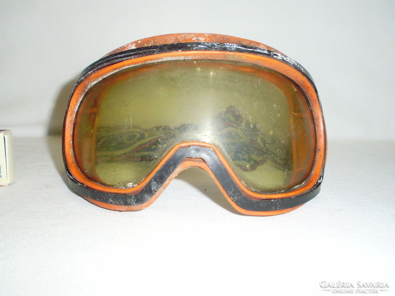 Retro ASTRO motoros szemüveg - nosztalgia darab