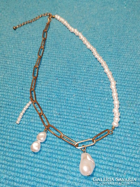 Asymmetric pearl necklace (336)