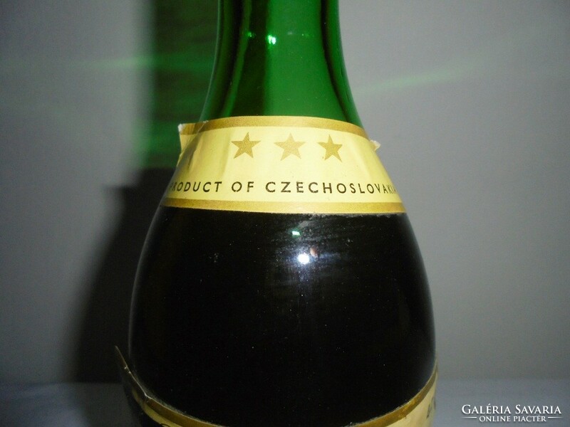 Retro Old Herold Brandy Czechoslovakia ital üveg palack - 1980-as évekből, bontatlan, ritkaság