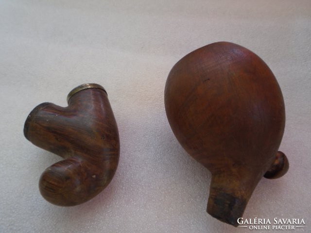 2 antique pipe heads are very special pieces