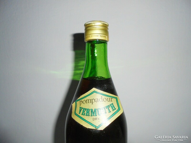 Retro Pompadour Dry Vermouth ital üveg palack - Izsáki Állami Gazdaság Monimpex, bontatlan, ritkaság