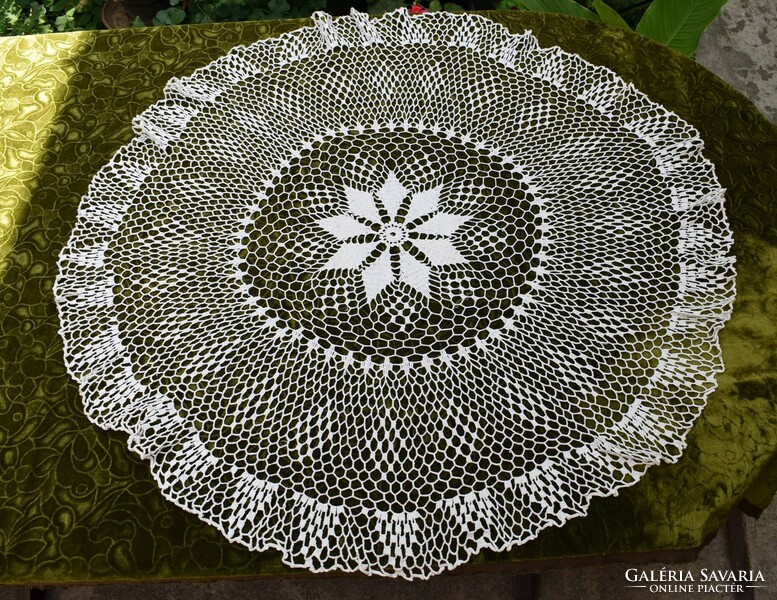 Horgolt csipke terítő kézimunka lakástextil dekoráció kör terítő asztal közép 100 cm
