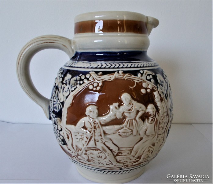 Spectacular, majolica wine jug, xx.No. The beginning