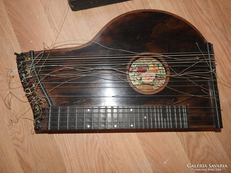 Antique zither in its original box