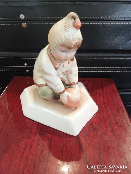Zsolnay porcelain statue, height 13 cm, flawless.