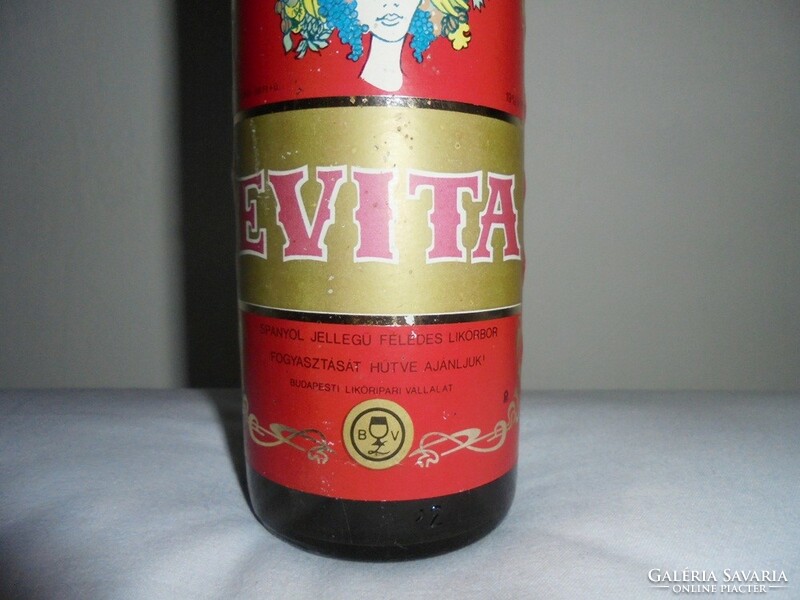 Retro Evita likőrbor likőr bor ital üveg palack - Buliv gyártó, 1980-as évekből, bontatlan, ritkaság