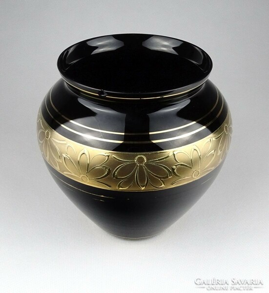 1J930 old gilded black glass vase 13.5 Cm