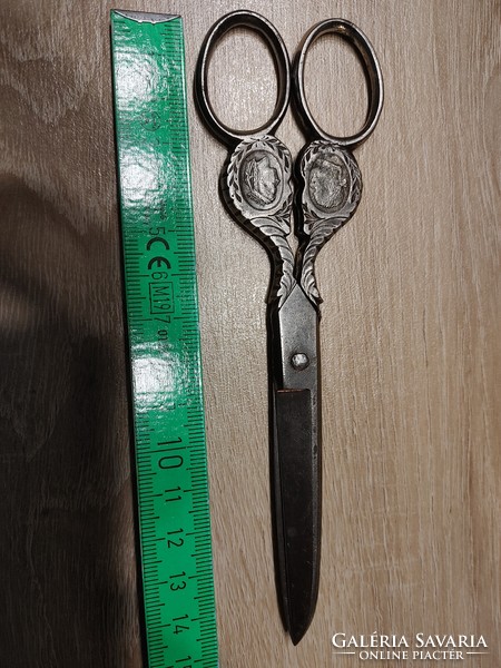 Antique scissors (Joseph Francis - Queen Elizabeth / sisi /)