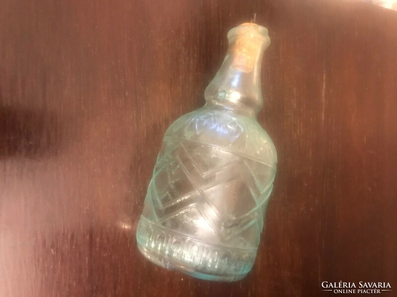 Flask liqueur/brandy bottle with stopper. In undamaged condition. /Pattern glass/ 18x11 cm