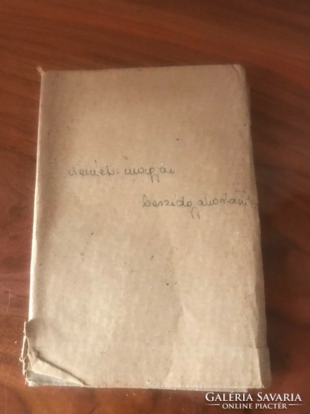Rendszeres és módszeres német-magyar beszédgyakorlatok címmel könyv gótbetükkel. 1947.