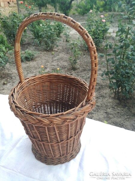 Basket for sale! Basket with commas for sale!